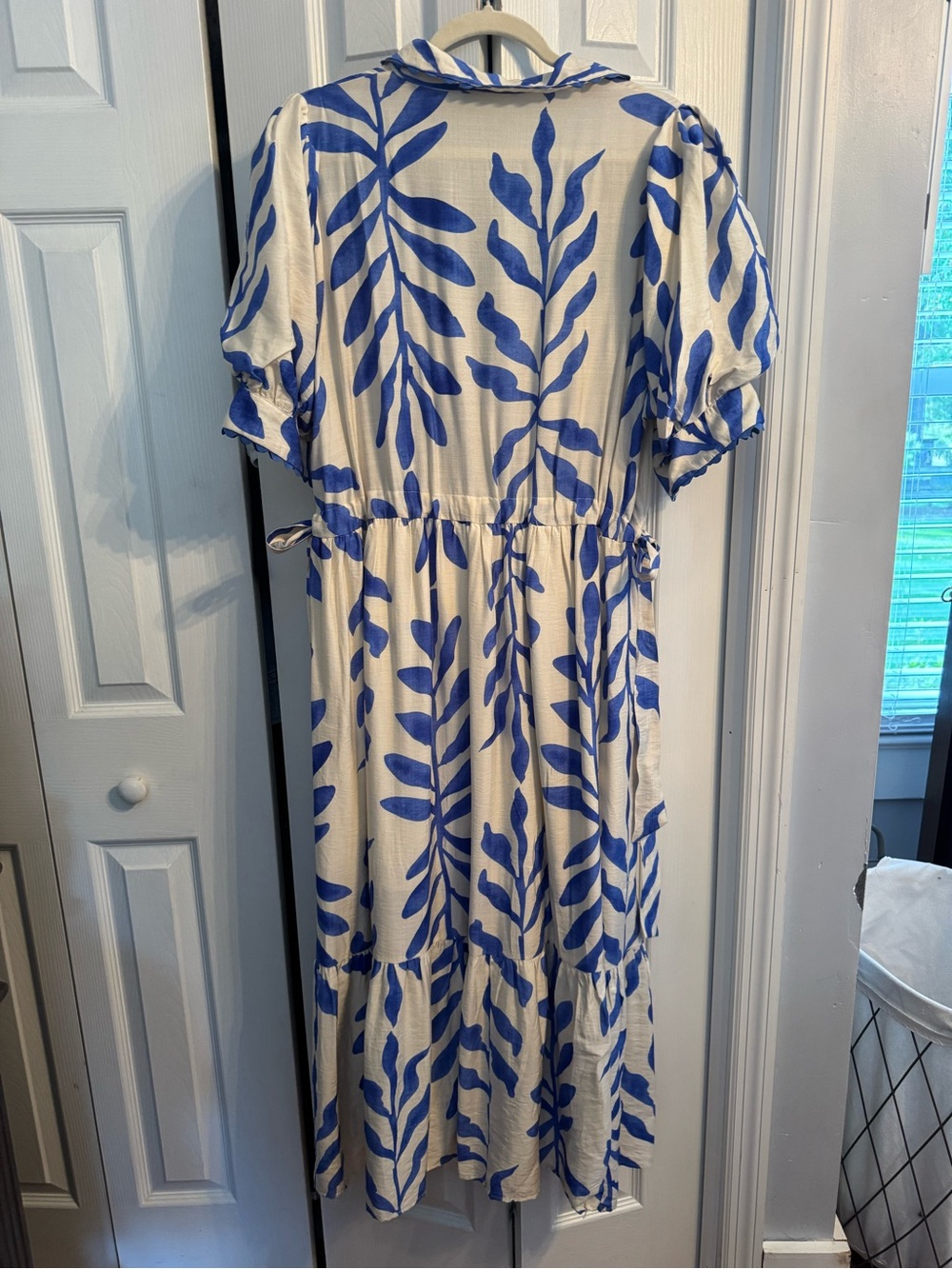 Entro floral maxi dress - Picture 3 of 4